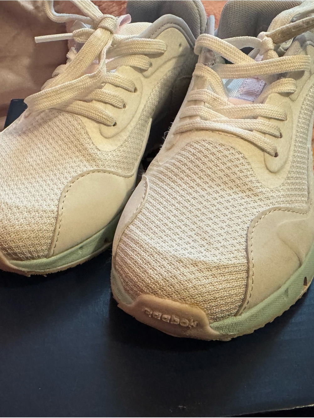 Reebok kids White Sneakers with Light Pink Accents - Picture 4 of 7